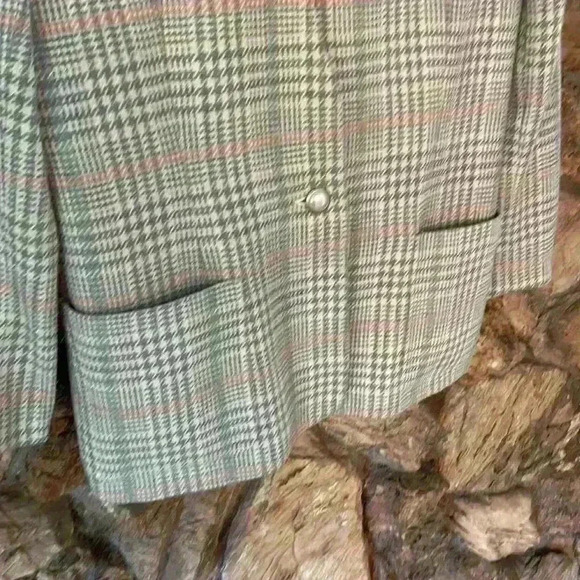 CHAUS PETITES Vintage Blazer. Women’s Size 8 in Excellent Condition. - Picture 4 of 7